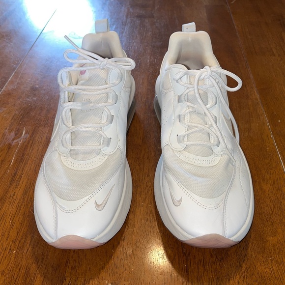 Women's Air Max Excee Sneaker - Picture 5 of 6